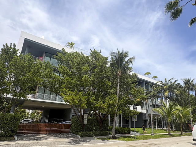 101 Key Biscayne Condo photo 2