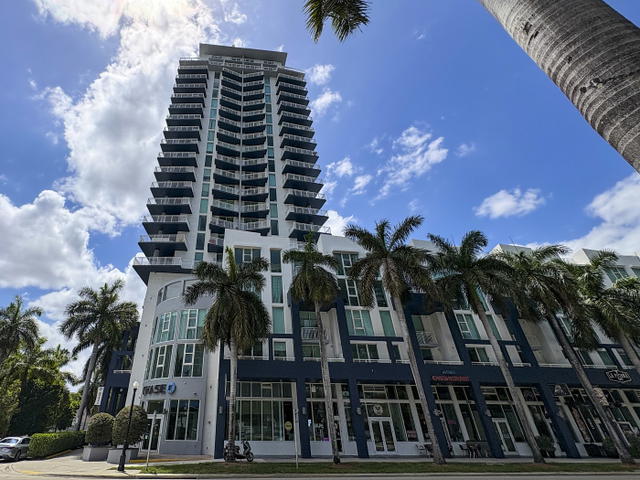1800 Biscayne Plaza Condo photo 3