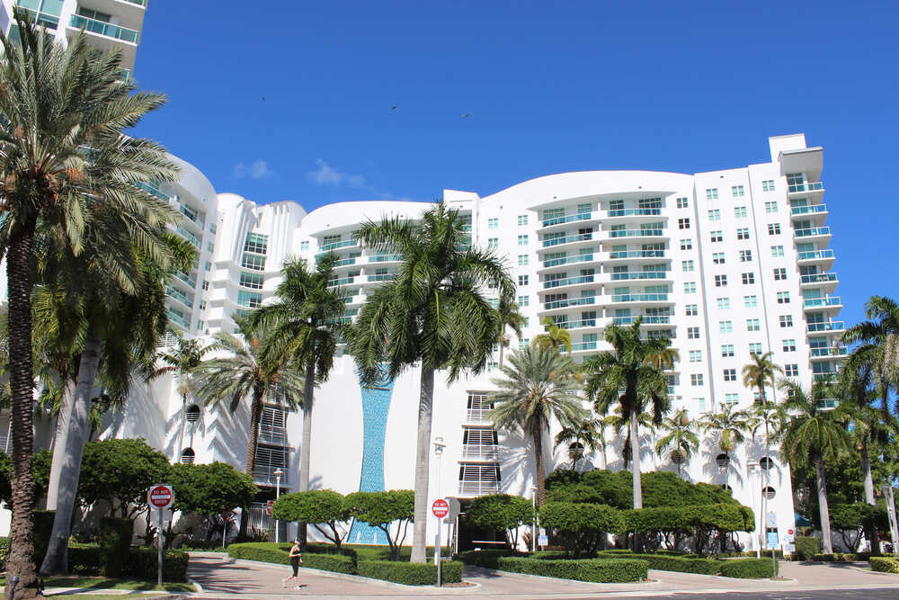 360 Condo - 1