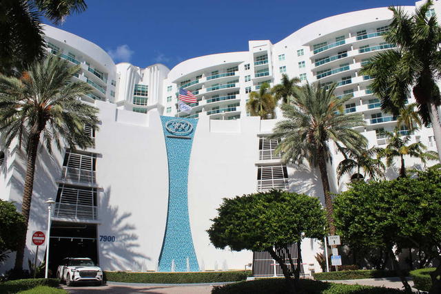 360 Condo photo 2