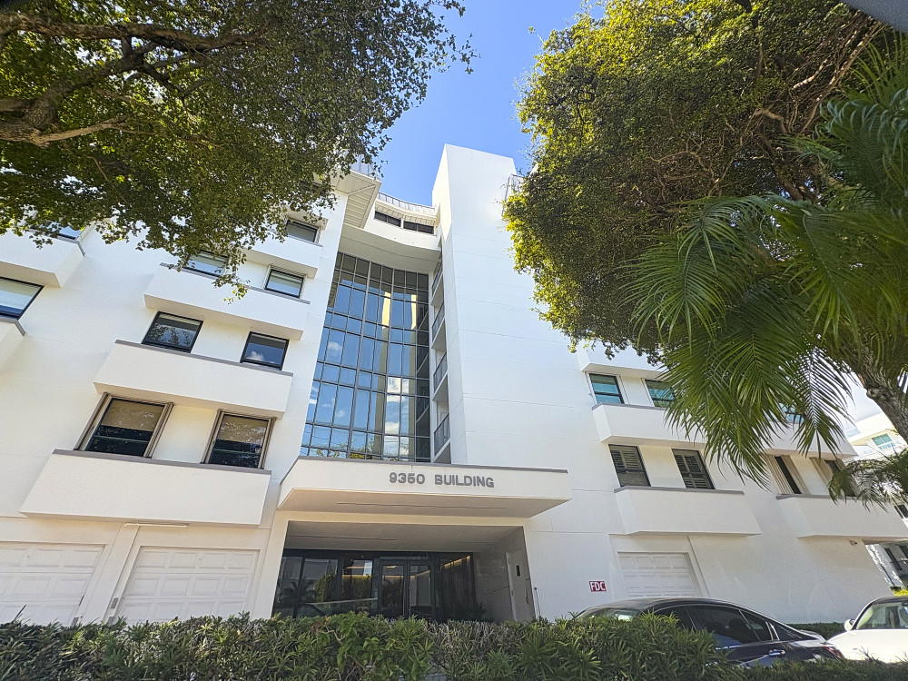 9350 Condo of Bay Harbor