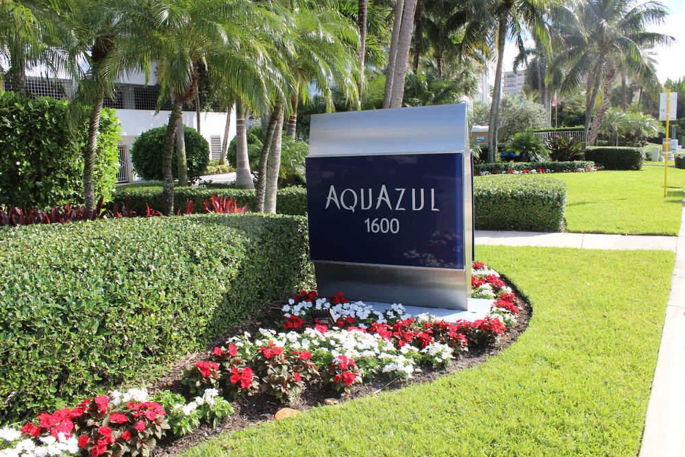 AquaZul Condos