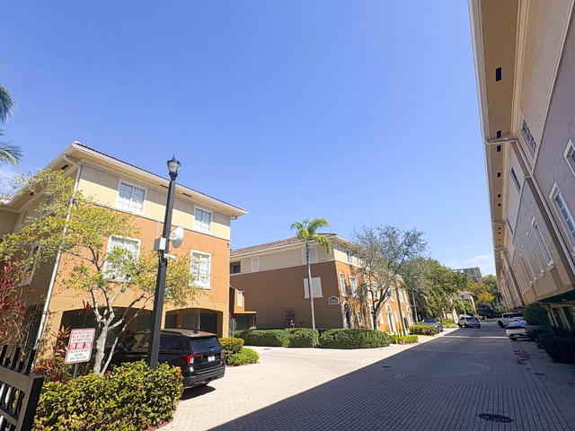 Aventi  photo 3