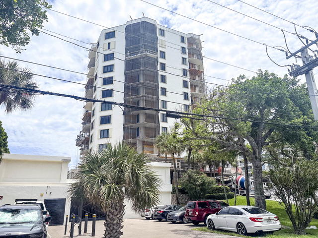 Beach Walk Condo East photo 3