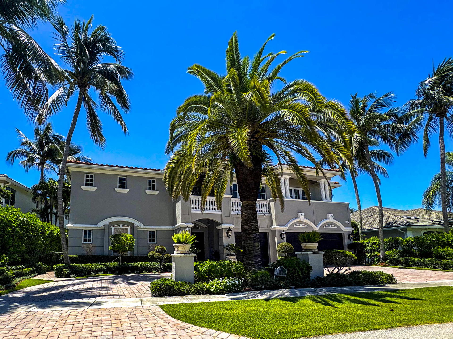 Boca Bay Colony