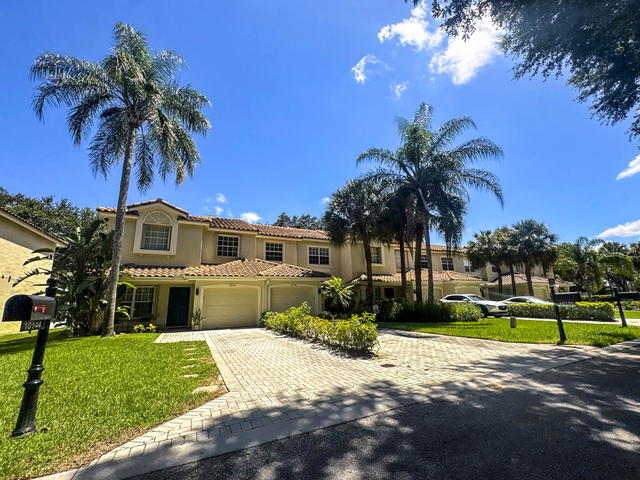 Boca Chase  photo 3