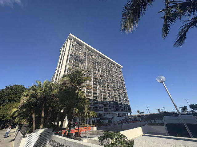 Brickell Place I , II , III , IV  photo 5