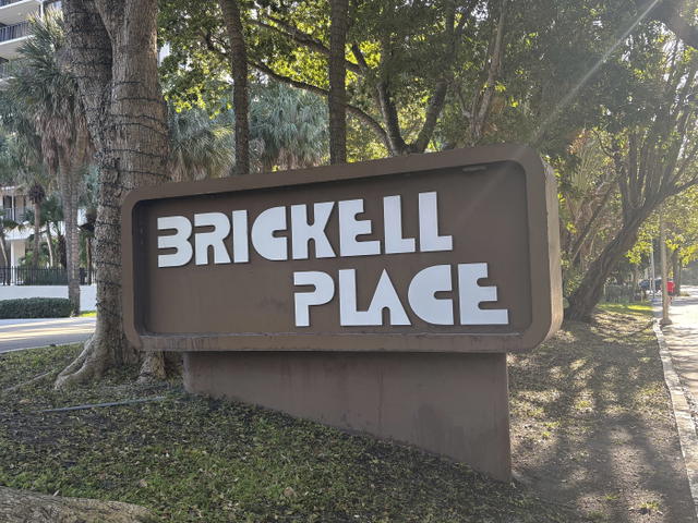 Brickell Place I , II , III , IV  photo 2