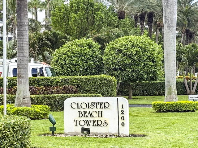 Cloister Beach Towers  photo 2