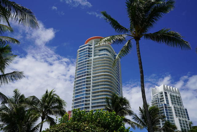 Continuum South Beach South Tower  photo 3