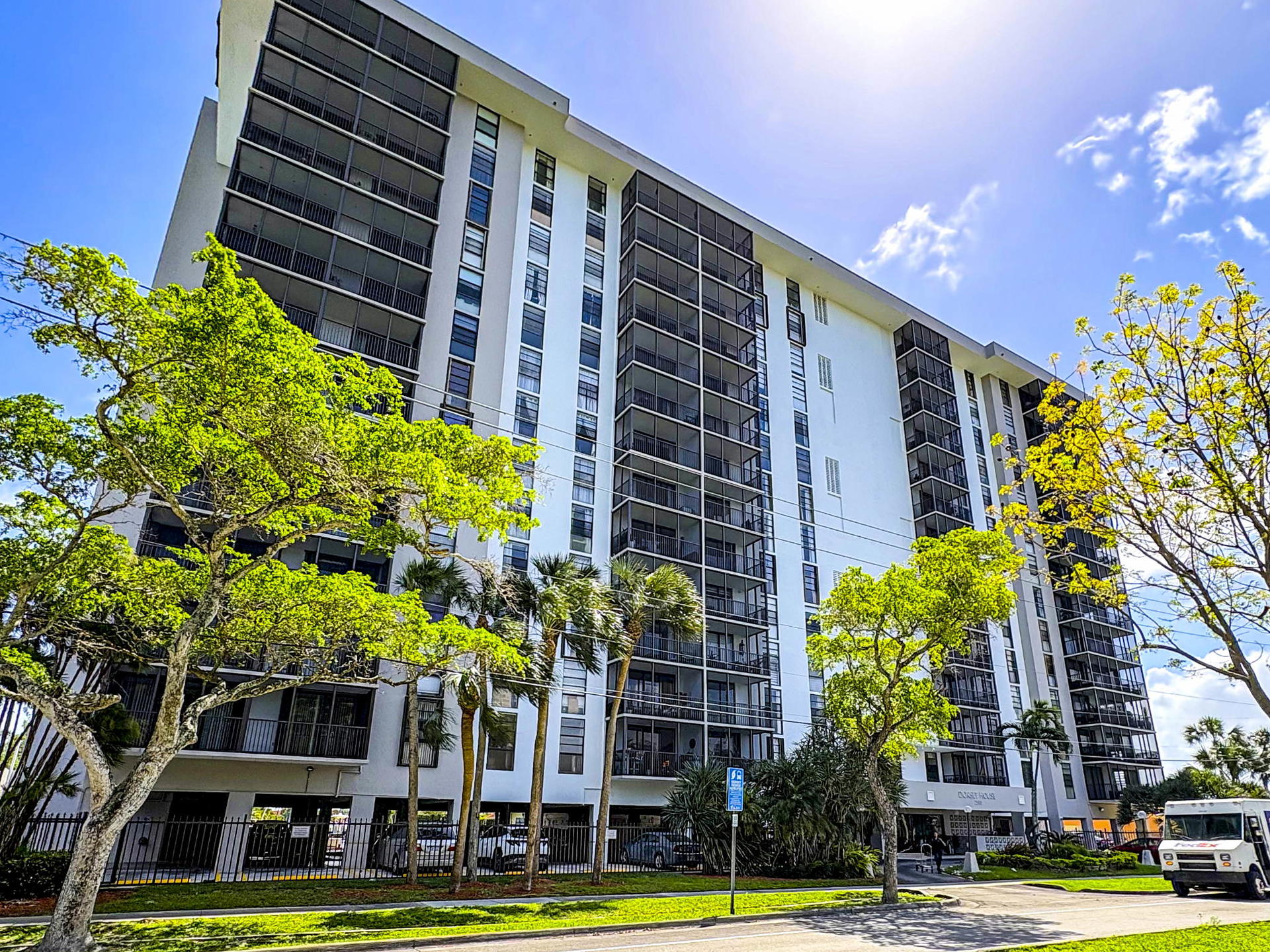Dorset House Condo