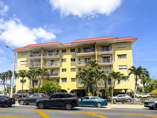 Douglas Tower Condo photo 3