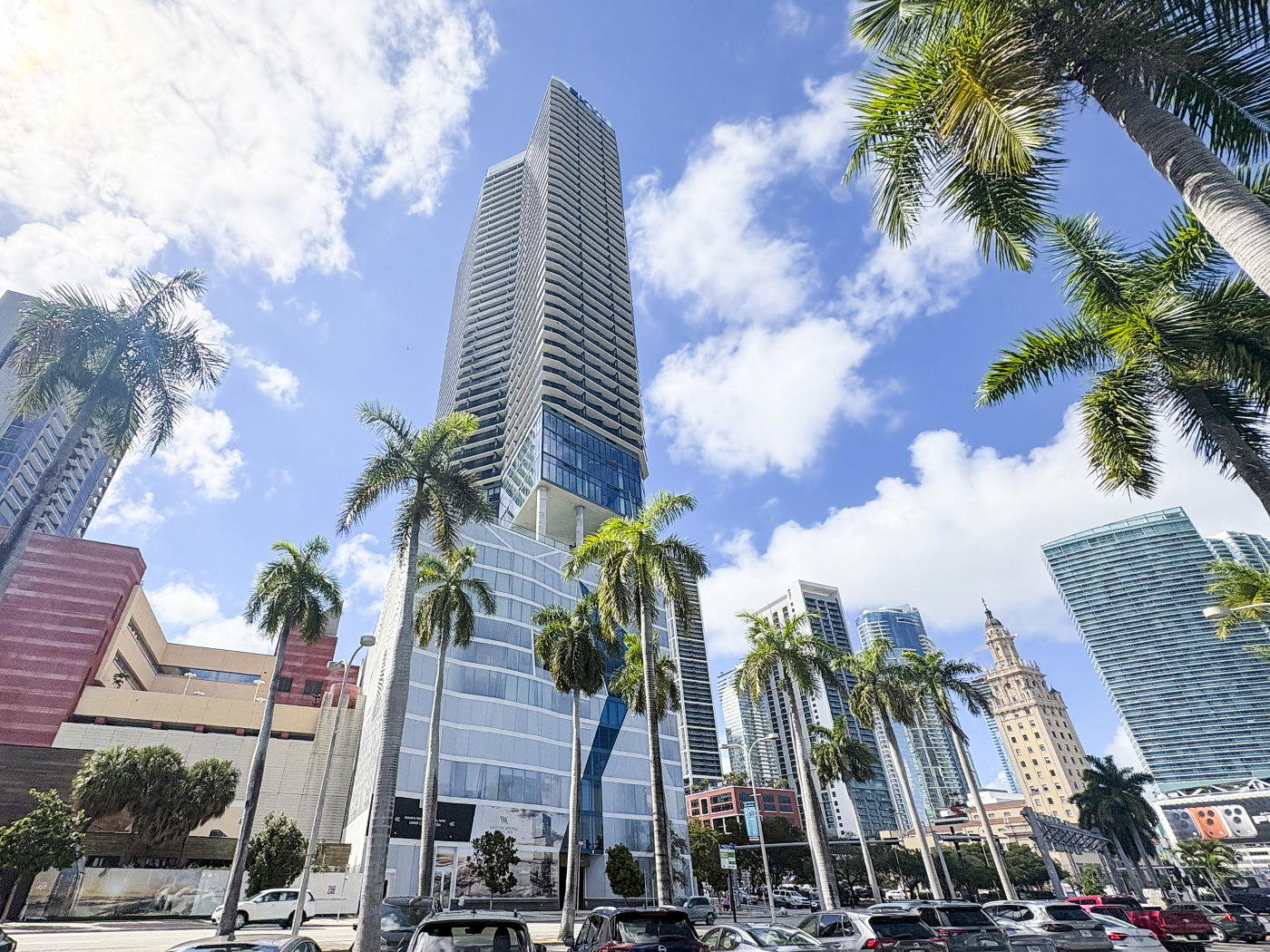 Elser Hotel and Residences - 1