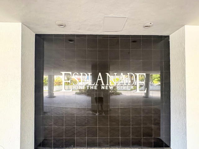 Esplanade Condos photo 2