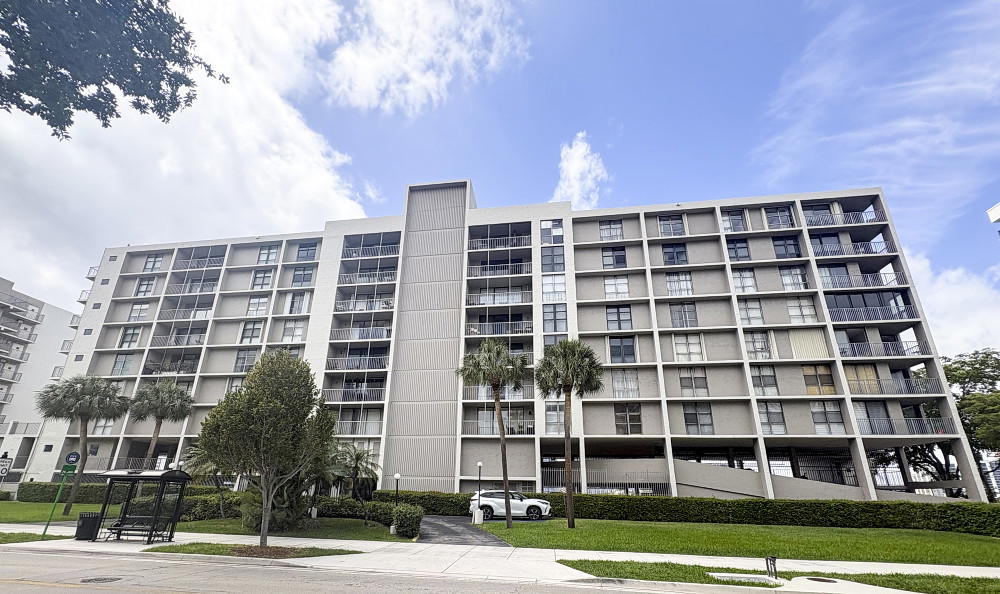 Fairview House Condo