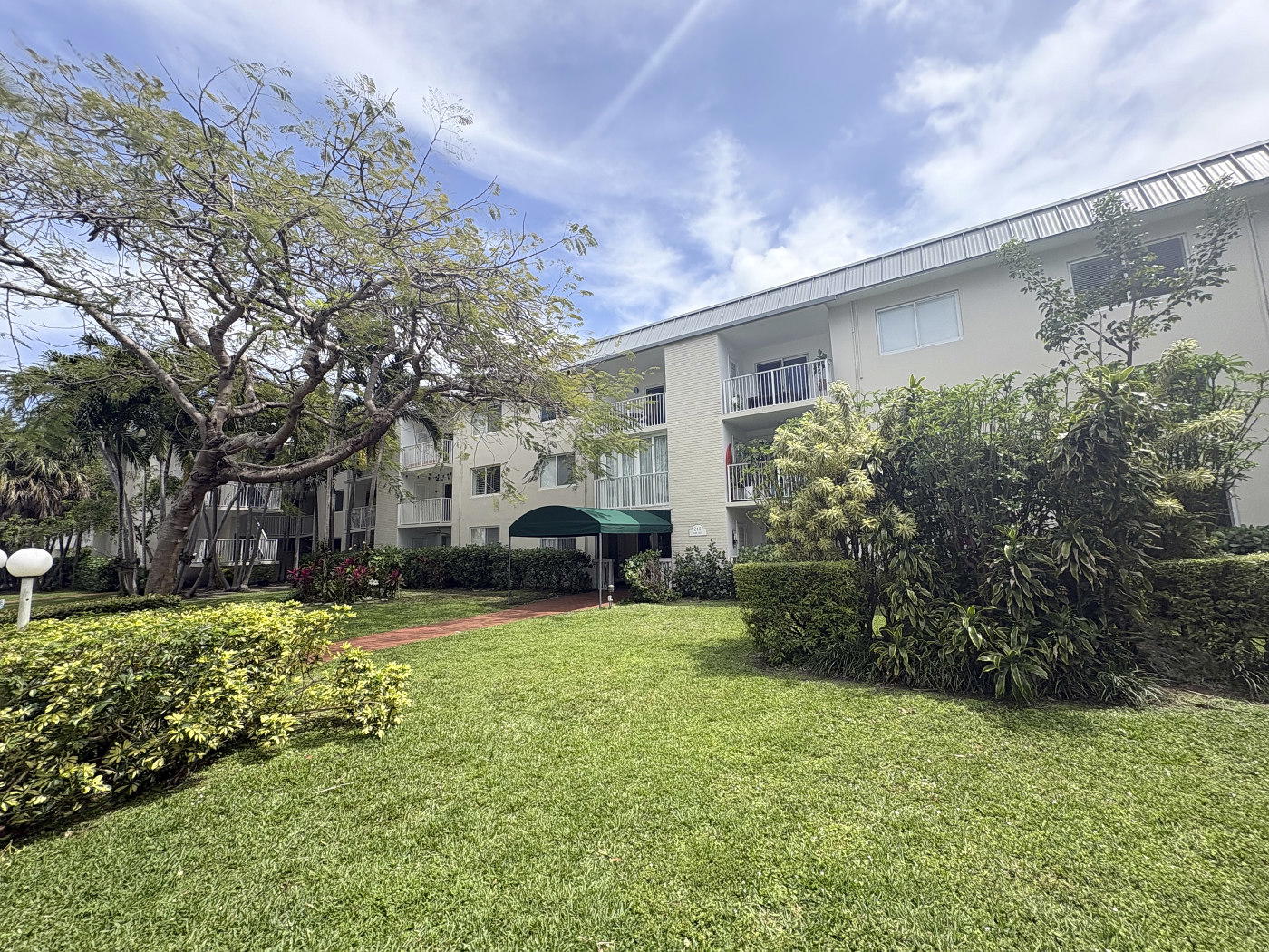 Galen Drive Condo Apt - 1