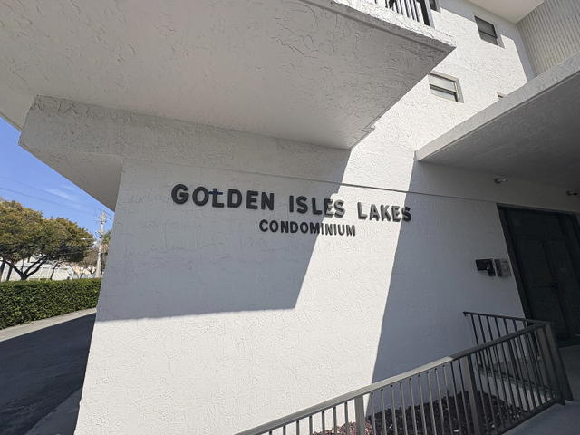 Golden Isle Lakes Condo photo 2