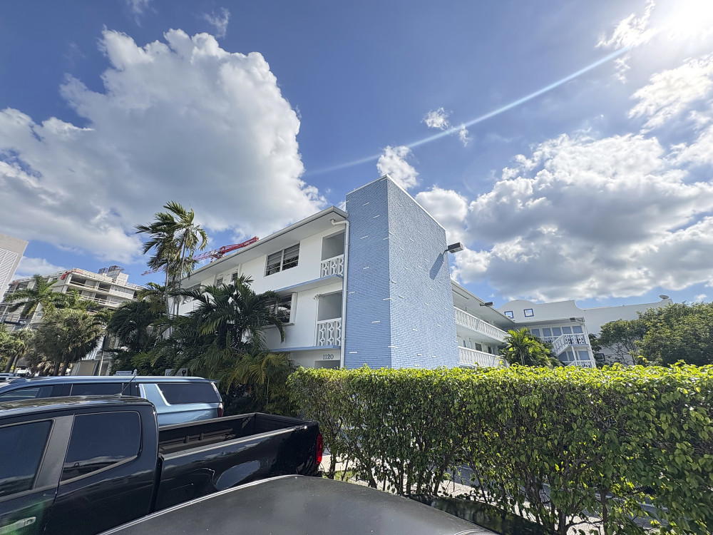 Golden Key Condo - 1