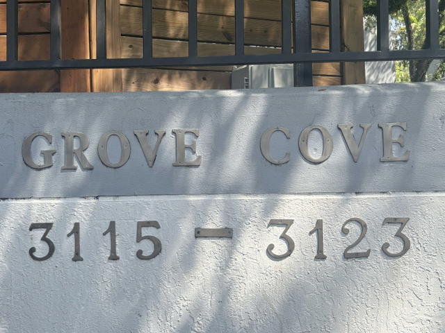 Grove Cove Condo photo 2