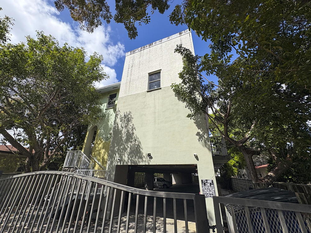 Henderson Park Condo - 1