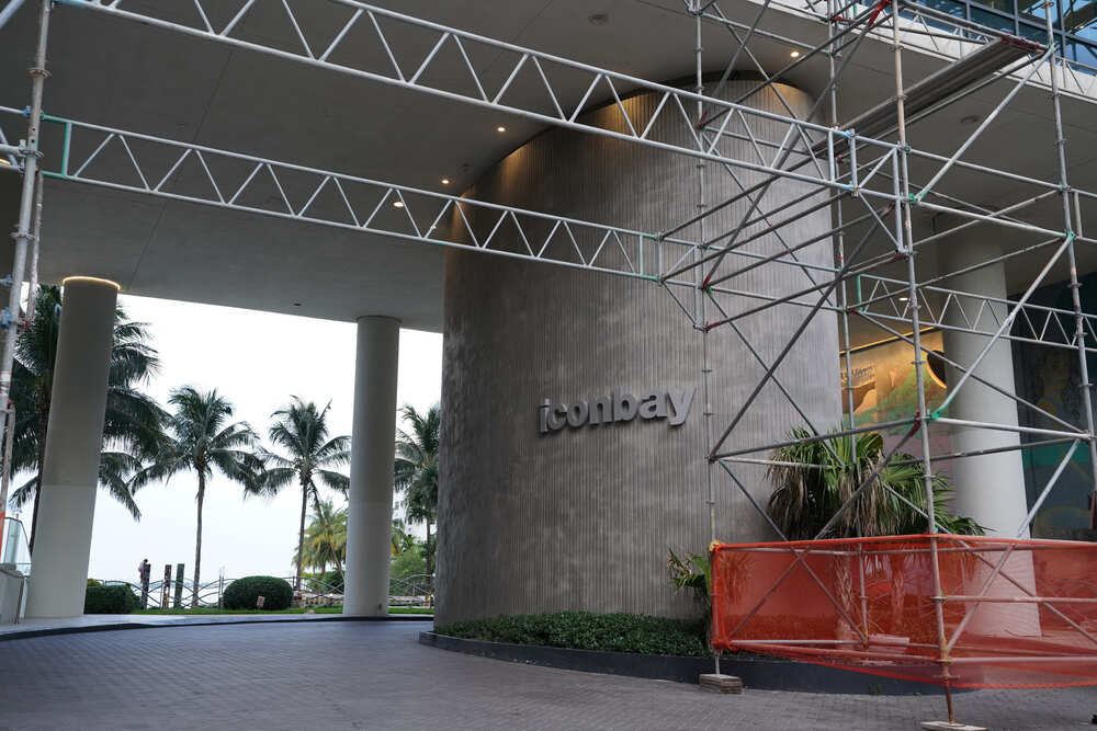 Icon Bay - 1