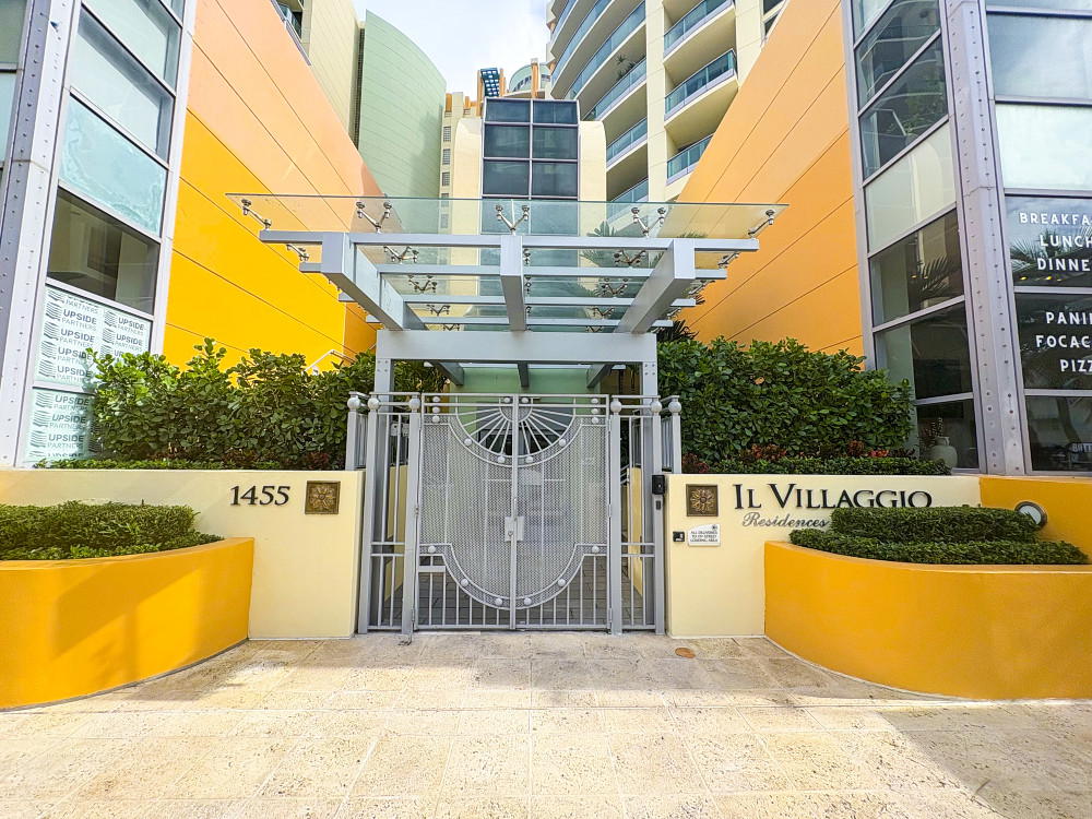 Il Villaggio on South beach