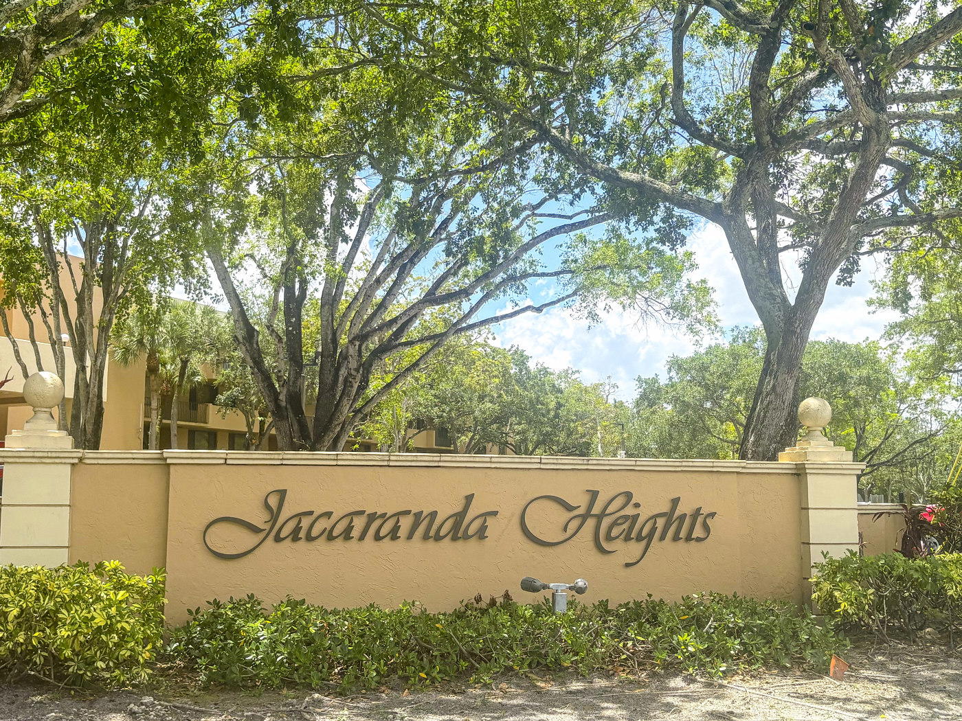 Jacaranda Heights - 1