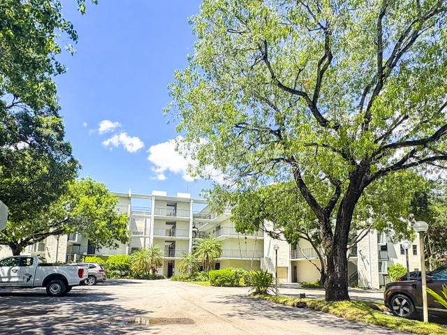 Jacaranda Villas 2 Condo photo 2
