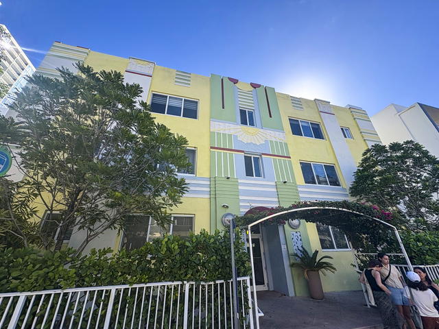Jasmine Condo photo 2