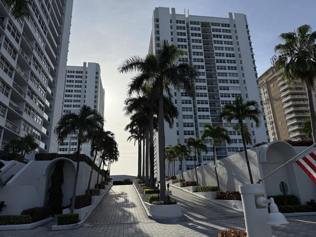 La Mer Estates  photo 2