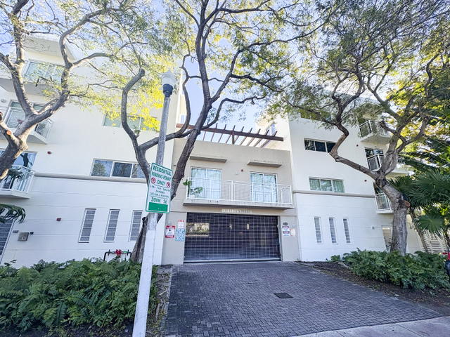 Las Brisas of Miami Beach  photo 2