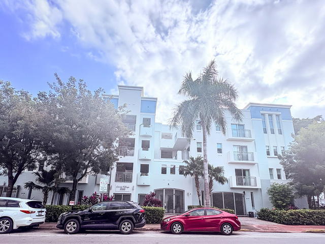 Lenox Villas Condo photo 2