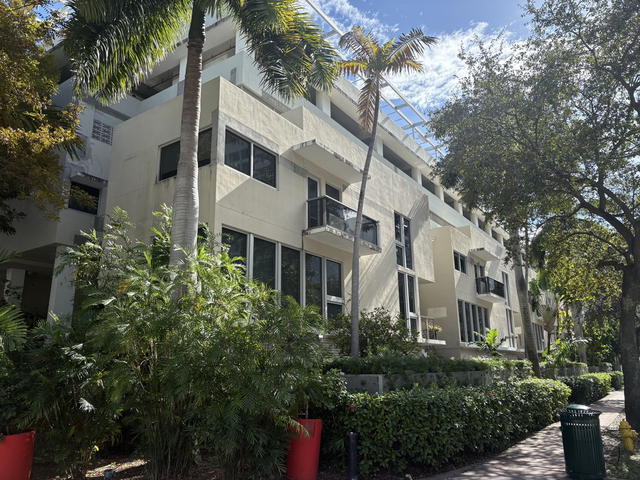 Lofts at Mirador  photo 2