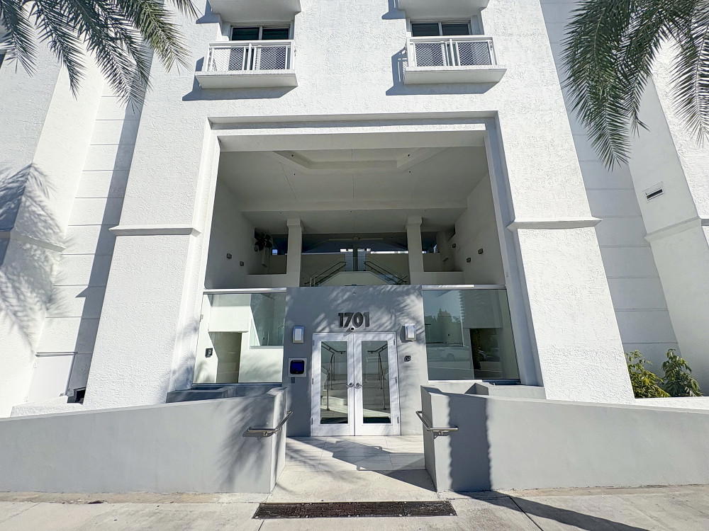 Lofts at South Beach - 1