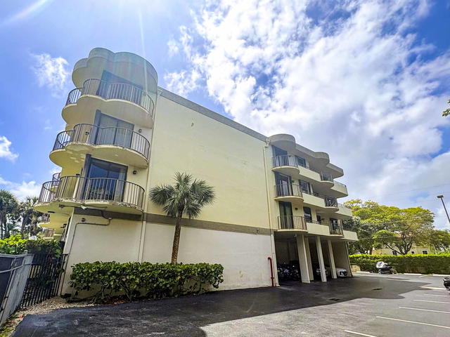 Mariners Bay Condo photo 3
