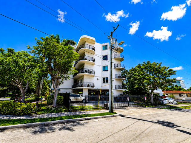 Miami Forest Villas Condo photo 3