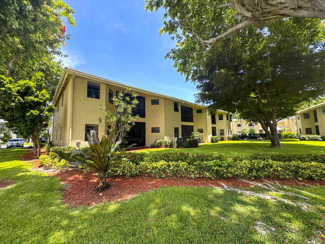 Montego Bay at Boca Pointe  photo 2