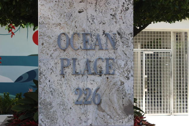 Ocean place  photo 2