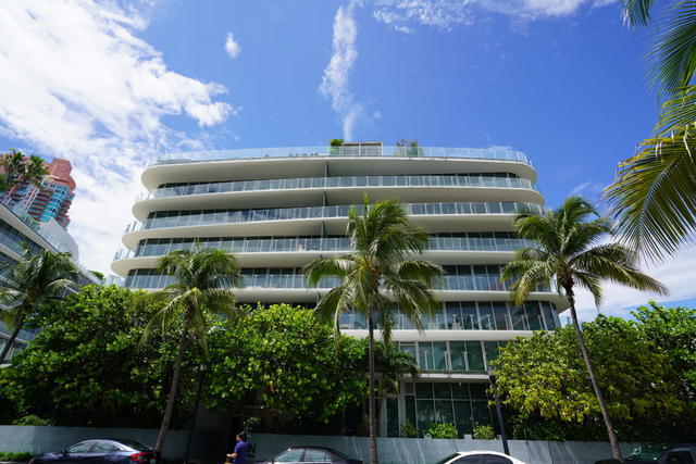 One Ocean Condos photo 3