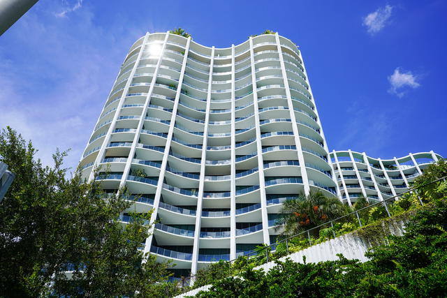 One Park Grove  photo 3