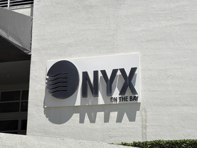 Onyx on the Bay  photo 2