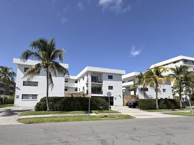 Paradise Isles Condo photo 2