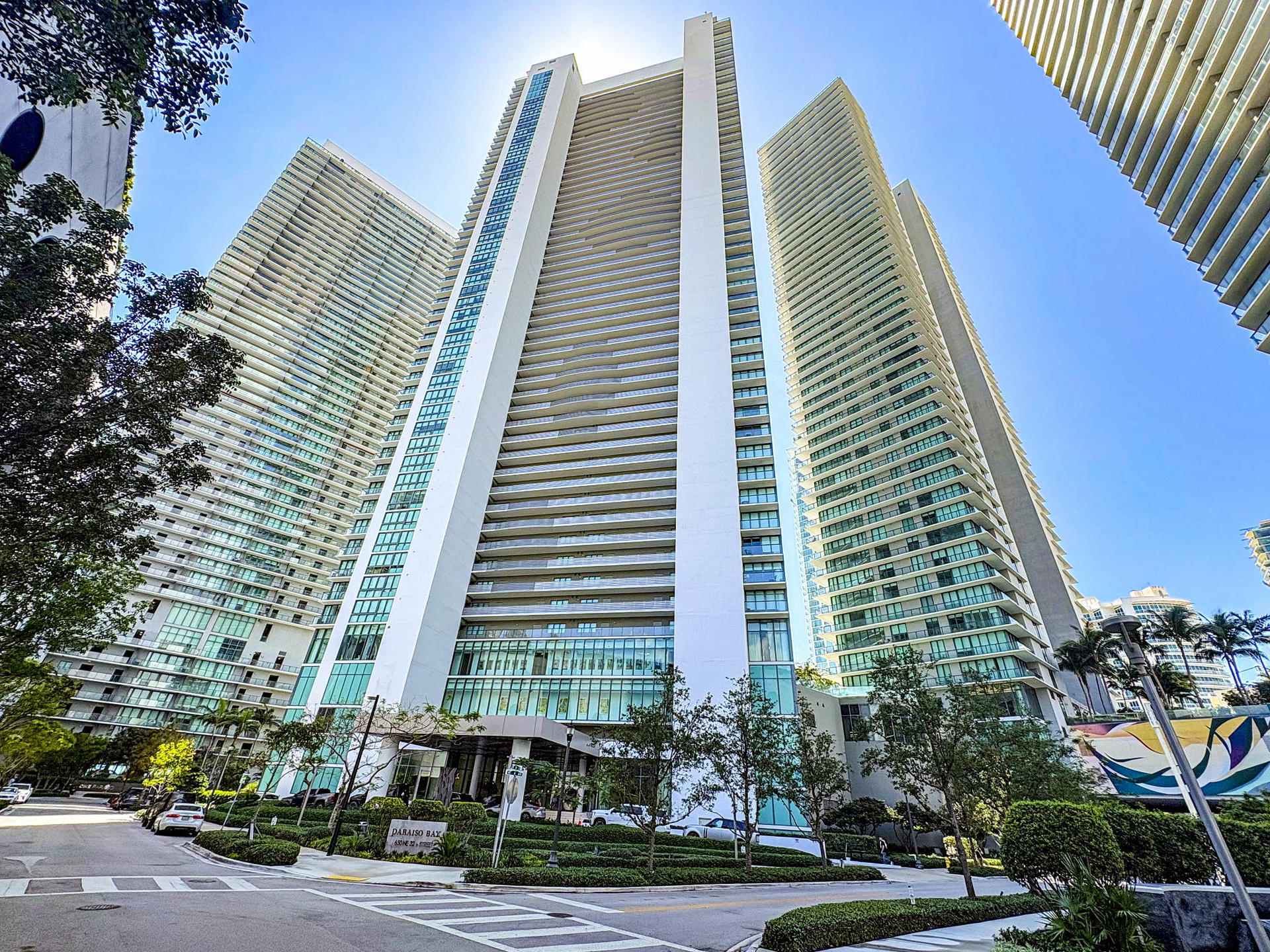Paraiso Bay - 1