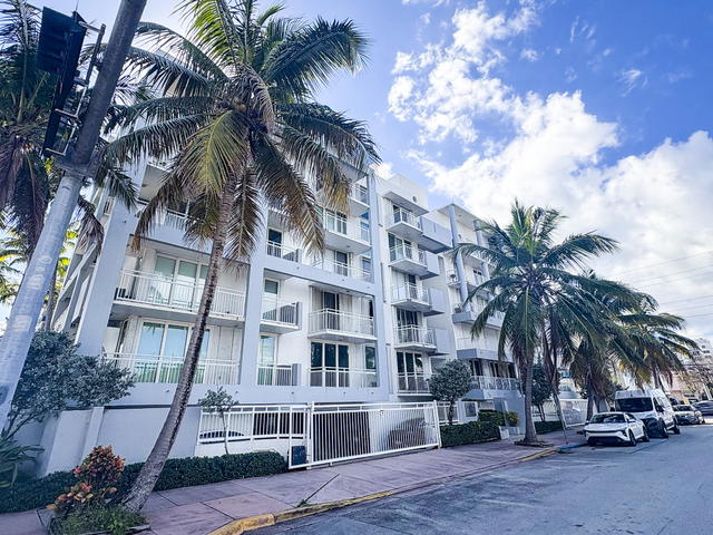 Park Beach Club Condo photo 2