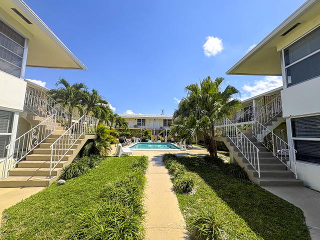 Patio Condo photo 2