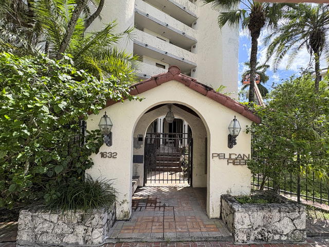 Pelican Reef Condo photo 2