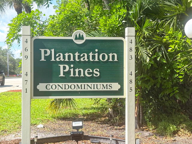 Plantation Pines Phase 1  photo 2
