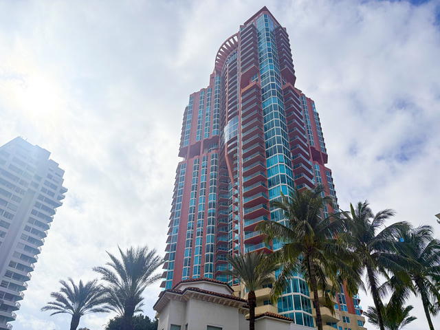 Portofino Tower  photo 3