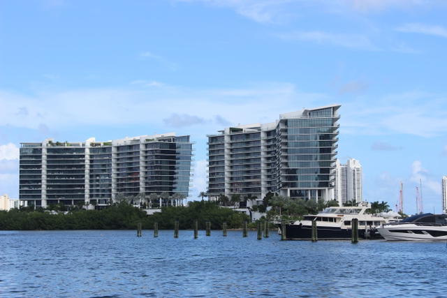 Prive Island Estates  photo 2