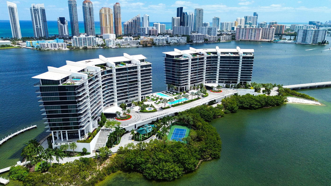 Prive Island Estates